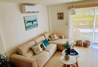 Agradable estancia en Monterrico has Balcony rooms