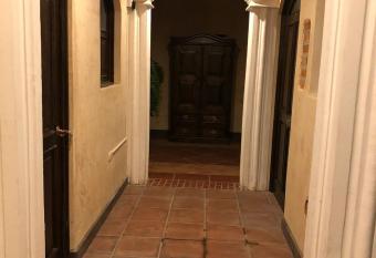 Casa Familiar San Sebastian allows 18 year olds to book a room