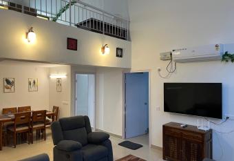 The Nautical Nest - Para House allows 18 year olds to book a room