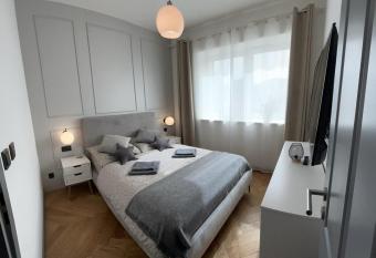 Slune  n   apartm  n has Balcony rooms