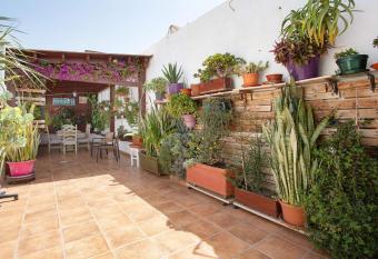 Alojamiento El Ocaso has Balcony rooms