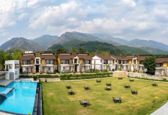 Evara Spa & Resort has Balcony rooms