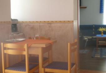 Torn  cos Apartmanh  z has Balcony rooms