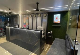 Hotel Highland has Balcony rooms