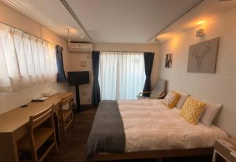                                                                                                              has rooms with a private hot tub