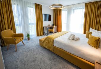 ALIVE HOTEL allows 18 year olds to book a room