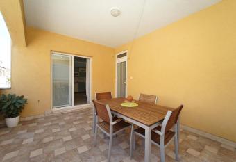 Apartment T&R has Balcony rooms