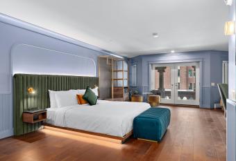 H  tel Maurice has Balcony rooms