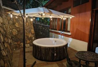 Love in the city has rooms with a private hot tub