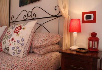 B&B Il casale dei gechi has Smoking/Balcony rooms