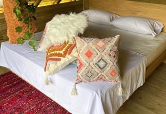 Caba  as Colibr   has Balcony rooms