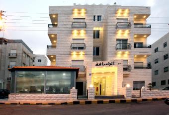 Al Dyafah Furnished Apartments has Balcony rooms