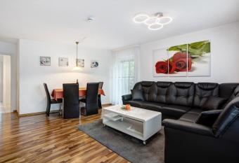 Ferienwohnung Ahorn has Balcony rooms