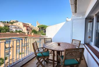 Can Quintaneta has Balcony rooms