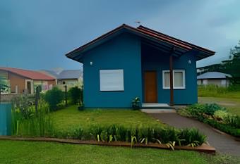 Recanto Sossego allows 18 year olds to book a room