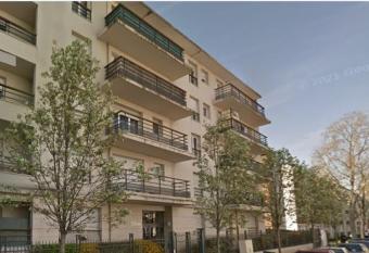 R  sidence de l Europe bel appartement confortable proche Paris has Balcony rooms