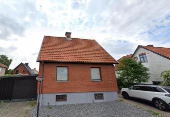 House in the middle of Malm   has Balcony rooms