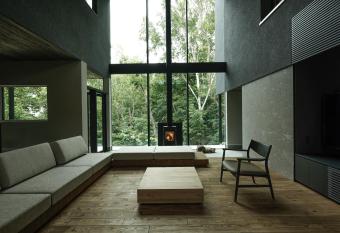 THE VILLA SHUN   Hotel in nature    has Balcony rooms