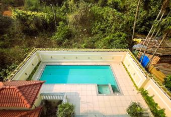 Cielo has Balcony rooms