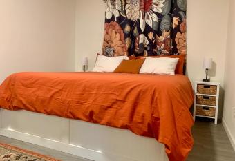 The Asbury House Guest Rentals has Balcony rooms