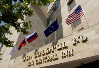 Ani Central Inn has Smoking/Balcony rooms