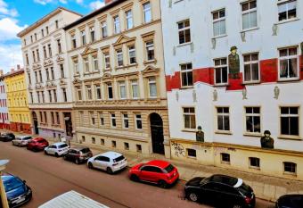 (null) allows 18 year olds to book a room