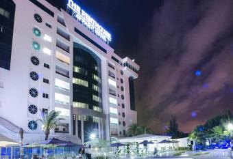 The Penthouse Suites Hotel has Smoking/Balcony rooms