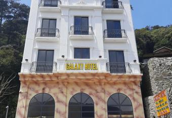 Galaxy Hotel has Balcony rooms