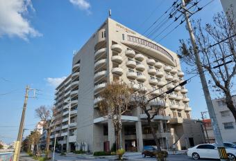 Hotel Resonex Naha has Smoking/Balcony rooms