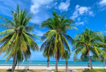 Fisherman Resort at Sam Roi Yot has Balcony rooms