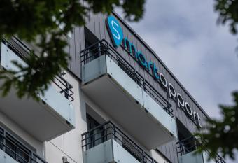 Smart Appart Le Havre 105 has Balcony rooms