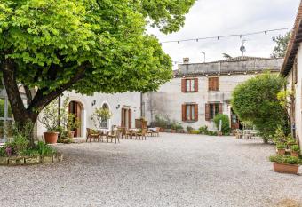 Agriturismo della Pieve Bardolino has Balcony rooms