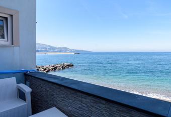 [Sorrento Coast] - Double Suite On The Sea has Balcony rooms
