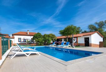Casa das Laranjas has Balcony rooms