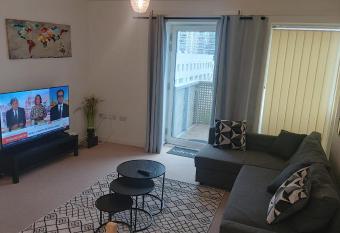 Mhobus Apartment has Balcony rooms