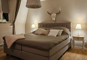 Bed & Breakfast Serendipity has Balcony rooms