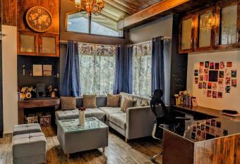 Kavi s Vacation Homes - Sainj has Balcony rooms