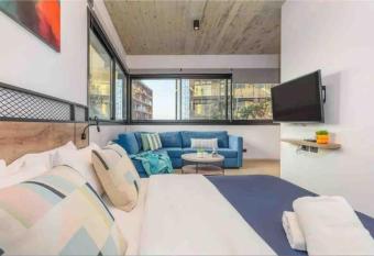 Al Amine - 603, 1-BR in Mar Mikhael allows 18 year olds to book a room