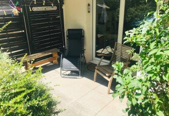 Appartement jardin privatif has Balcony rooms