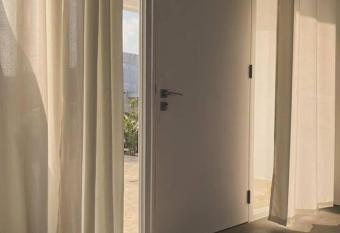 Cityscape Villas-Batulao Artscapes has Balcony rooms