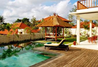 Casa Margarita Bali allows 18 year olds to book a room