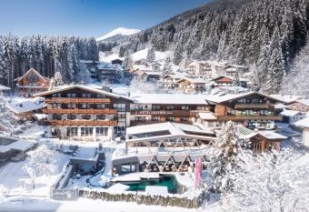 Hotel Gassner - 4 Sterne Superior has Balcony rooms