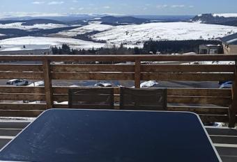 Le 340 C super besse 2 nuits minimum has Balcony rooms