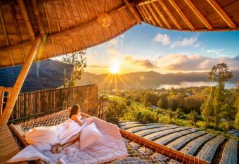 The Dewi Eco Bamboo Villa has Balcony rooms