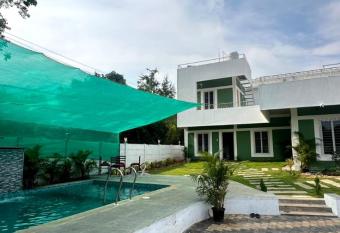 Villa Risham,Auroville Pondicherry has Balcony rooms