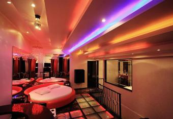 Motel Cozumel (Adult Only) has rooms with a private hot tub