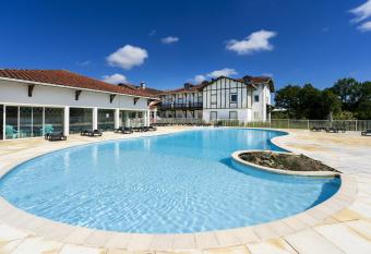 G  te Le coeur des Landes has Balcony rooms