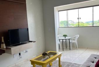 Apartamento aconchegante has Balcony rooms