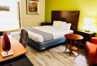 Budget Lodge Churchland has Smoking rooms