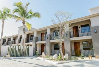 3 Incredible King Suite Rooms in Boutique Hotel has Balcony rooms